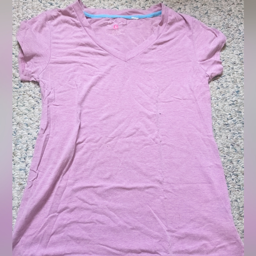 Energie pink v-neck women's tee